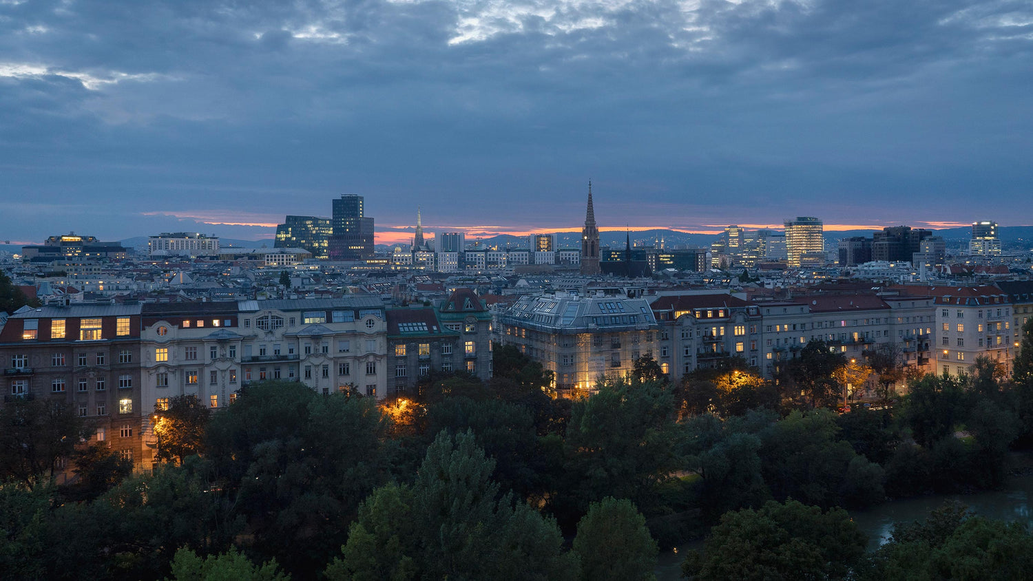 The city of Vienna during sunset in Autumn